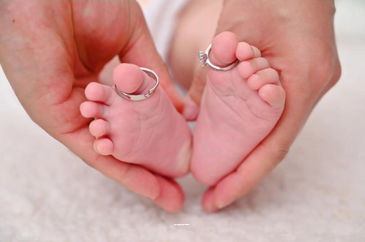 借卵生子机构五个月孕妇肚子多大